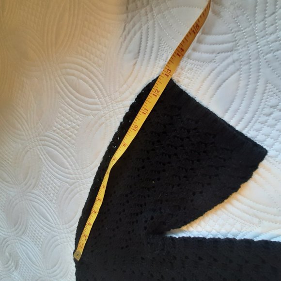 Jessica  sweater/shrug/bolero jacket. Black.  Short sleeve.size M. - Picture 14 of 16